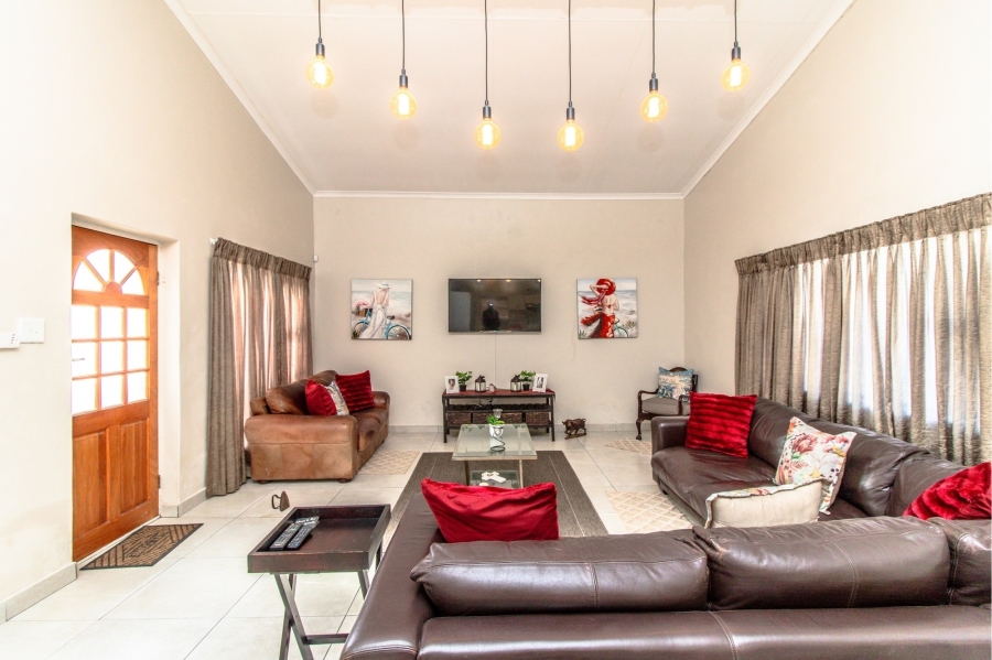 3 Bedroom Property for Sale in Franskraal Western Cape